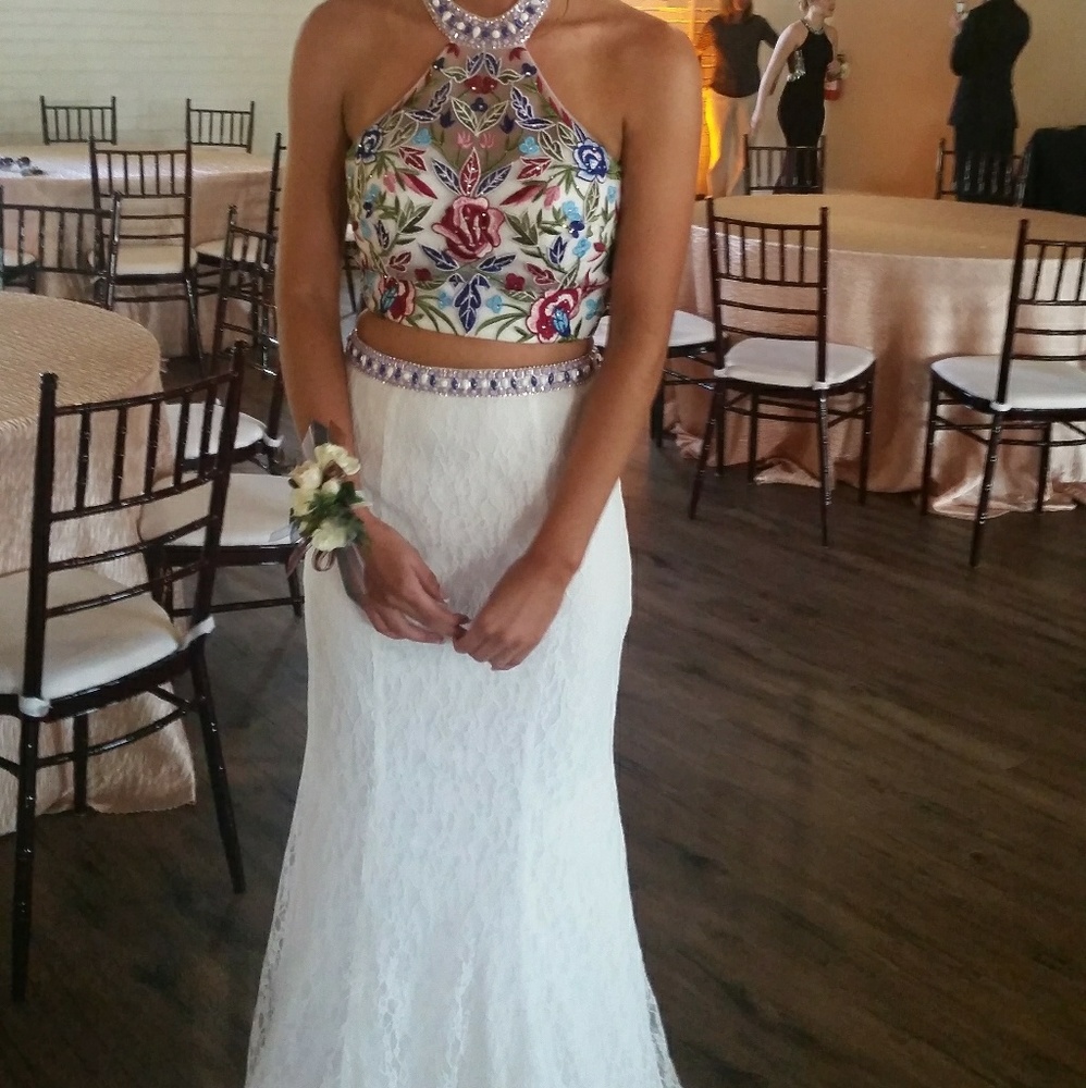 Prom dress